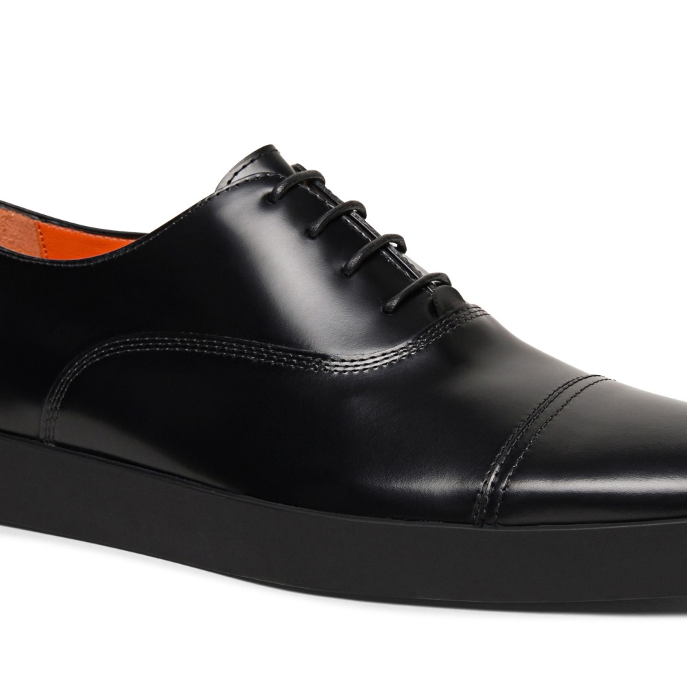 Stringata oxford da uomo in pelle lucida nera - Nero