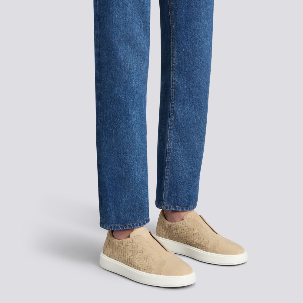 Sneaker slip-on da uomo in suede intrecciato beige - Naturale
