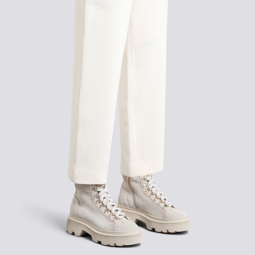 Scarponcino da montagna da donna in suede beige - Naturale
